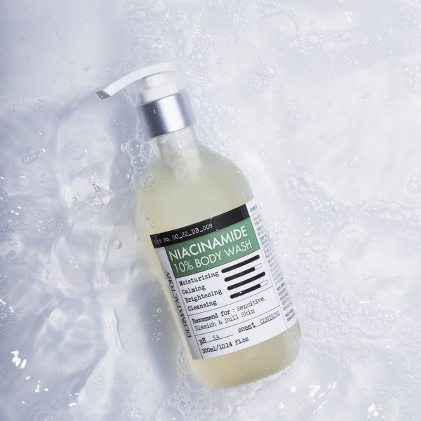 Гель для душу [Dermafactory] Niacinamide 10% Body Wash 300мл uh-68654 фото