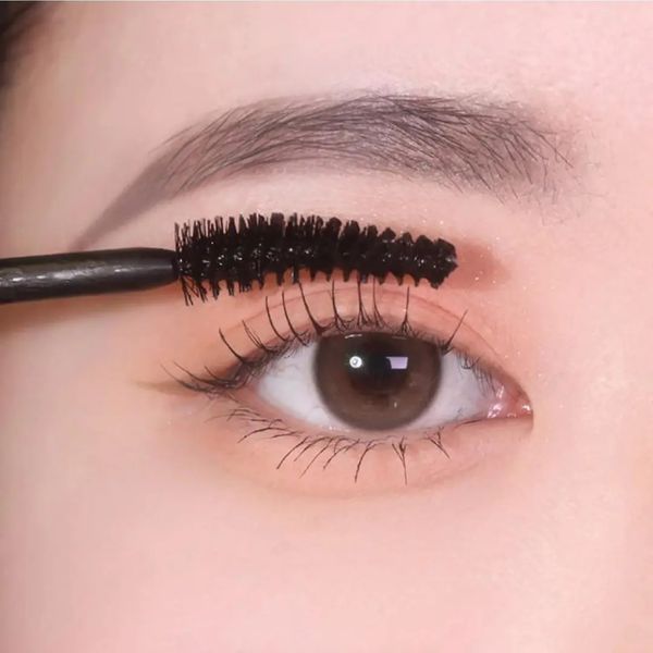 Коричневая тушь Heimish Dailism Smudge Stop Mascara Brown 9g tu-762429 фото