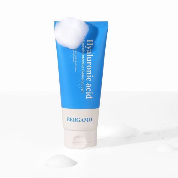 Пінка для вмивання з гіалуроновою кислотою Bergamo Intensive Hyaluronic Acid Cleanser Foam 120ml pe-92859 фото