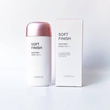 Молочко солнцезащитное для чувствительной кожи MISSHA All Around Safe Block Soft Finish Sun Milk SPF50+/PA+++ 70ml so-3036 фото